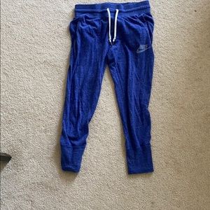 Nike sweatpants with pockets
